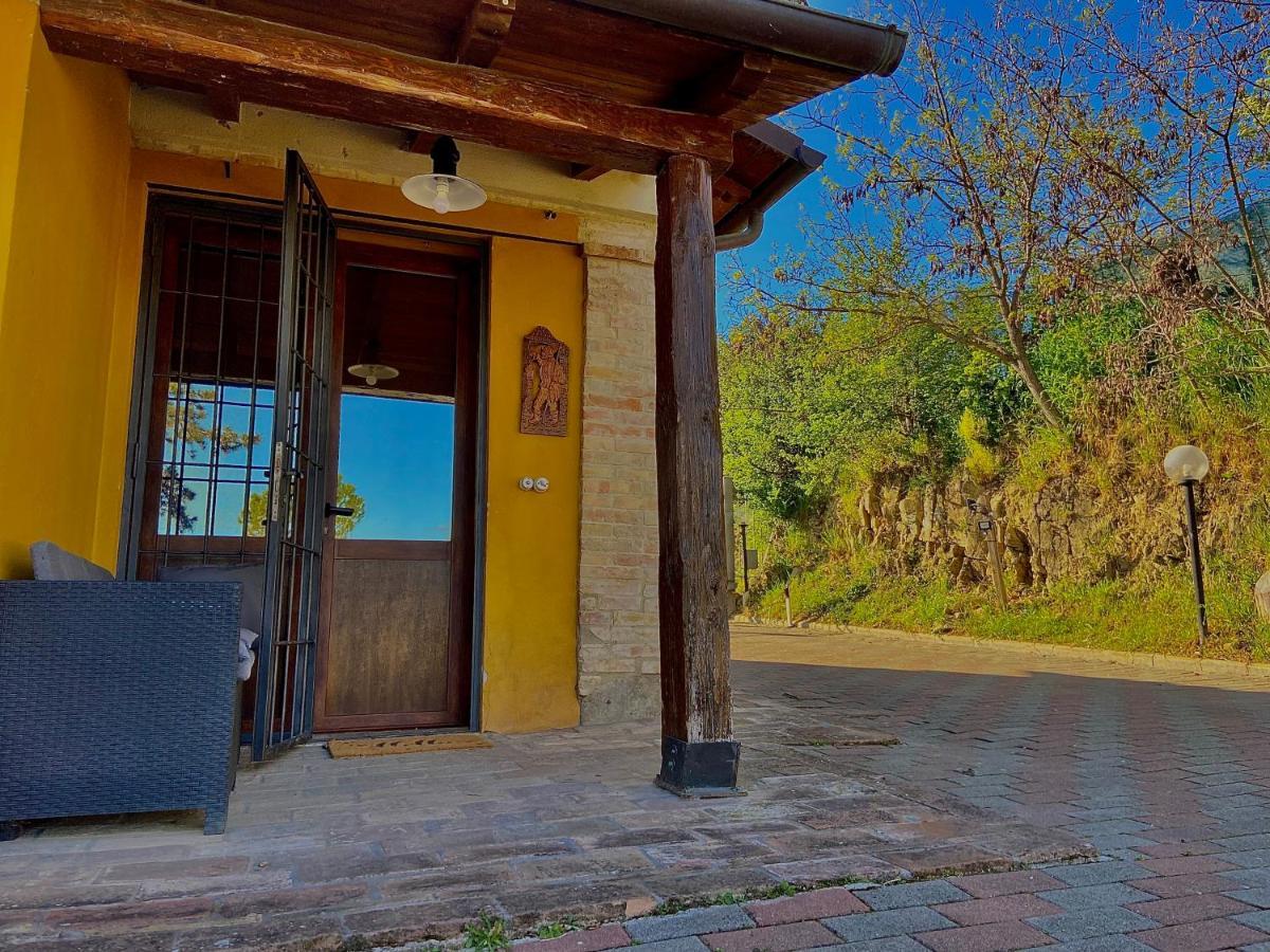 Casolare Del Maestrale - M&M Holiday House Perugia Esterno foto